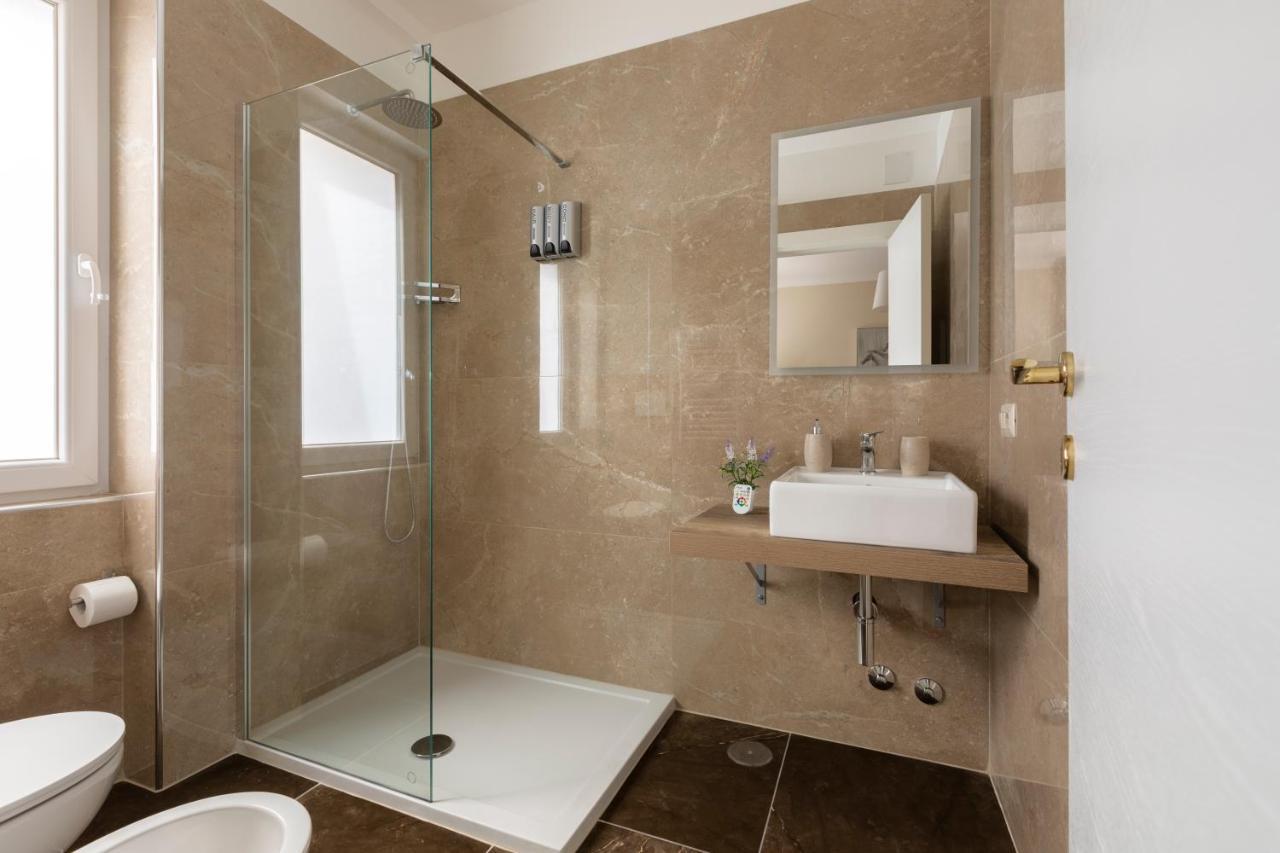Momo Central Rome 1 ภายนอก รูปภาพ